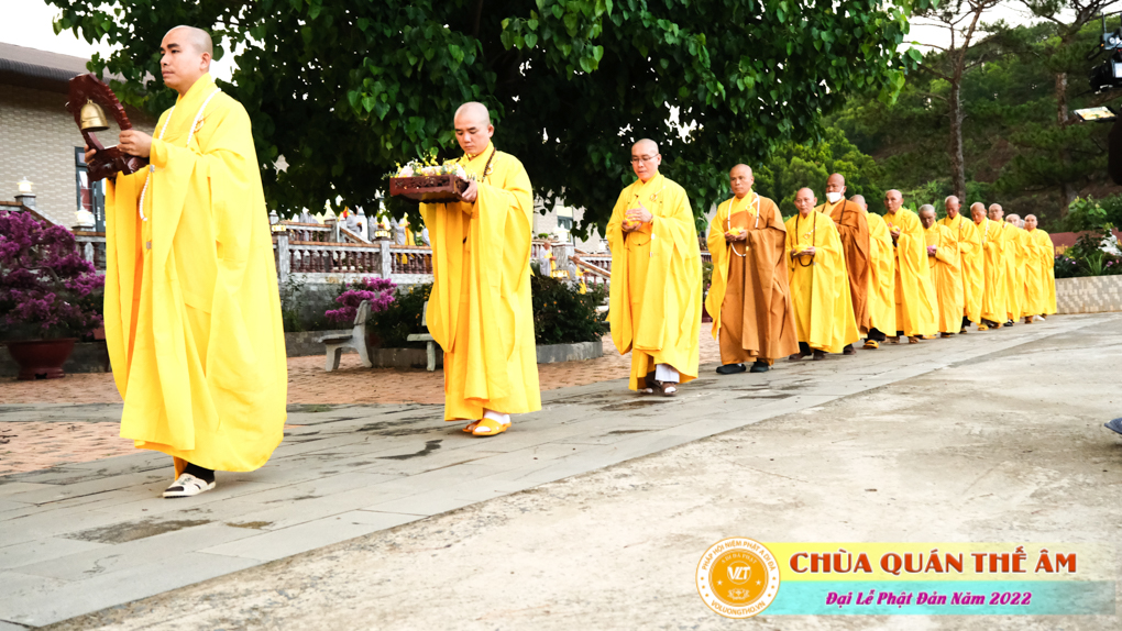 hinh-anh-buoi-le-tam-phat-ngay-14-05-2022-chua-quan-the-am-duc-trong-lam-dong-40.jpg