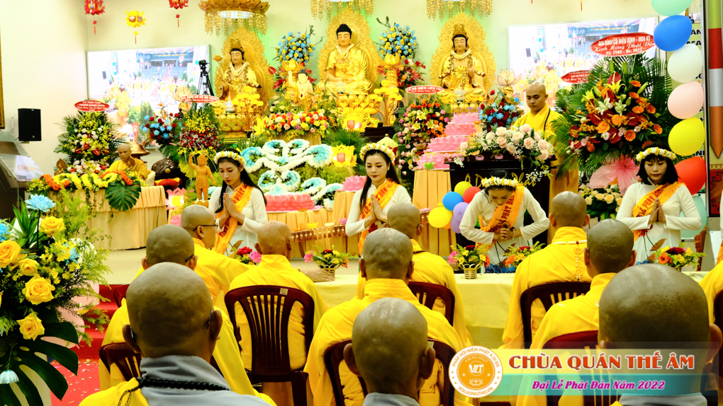 hinh-anh-buoi-le-tam-phat-ngay-14-05-2022-chua-quan-the-am-duc-trong-lam-dong-71.jpg