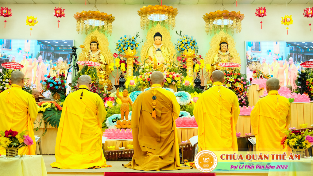 hinh-anh-buoi-le-tam-phat-ngay-14-05-2022-chua-quan-the-am-duc-trong-lam-dong-91.jpg