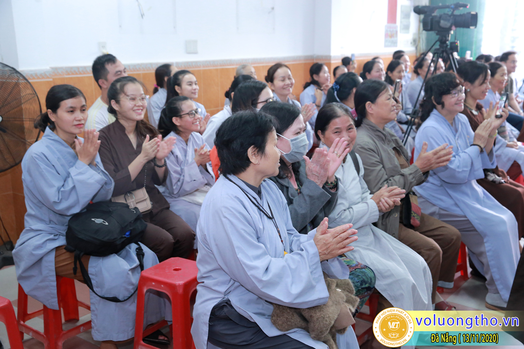 hinh-anh-chia-se-phat-phap-tai-tu-gia-gia-dinh-d-d-thich-thien-thong-ngay-13-11-2020-chua-quan-the-am-duc-trong-lam-dong-15.jpg