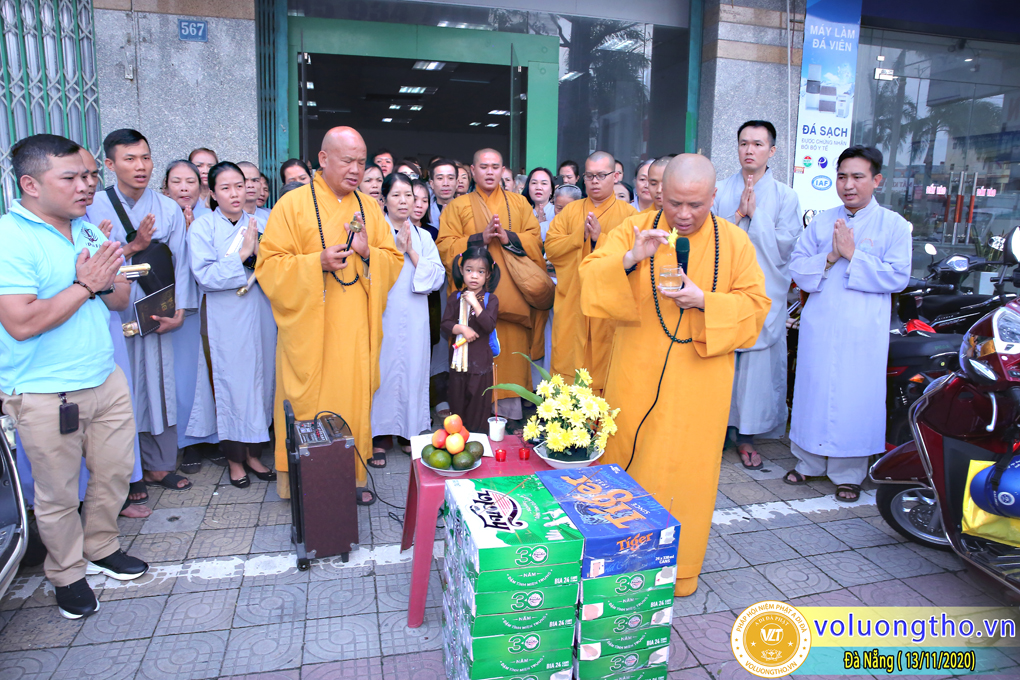 hinh-anh-chia-se-phat-phap-tai-tu-gia-gia-dinh-d-d-thich-thien-thong-ngay-13-11-2020-chua-quan-the-am-duc-trong-lam-dong-28.jpg