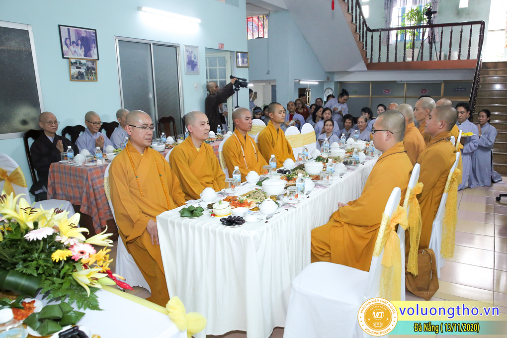hinh-anh-chia-se-phat-phap-tai-tu-gia-gia-dinh-d-d-thich-thien-thong-ngay-13-11-2020-chua-quan-the-am-duc-trong-lam-dong-32.jpg