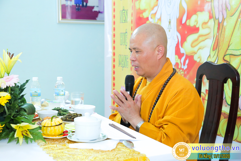 hinh-anh-chia-se-phat-phap-tai-tu-gia-gia-dinh-d-d-thich-thien-thong-ngay-13-11-2020-chua-quan-the-am-duc-trong-lam-dong-33.jpg