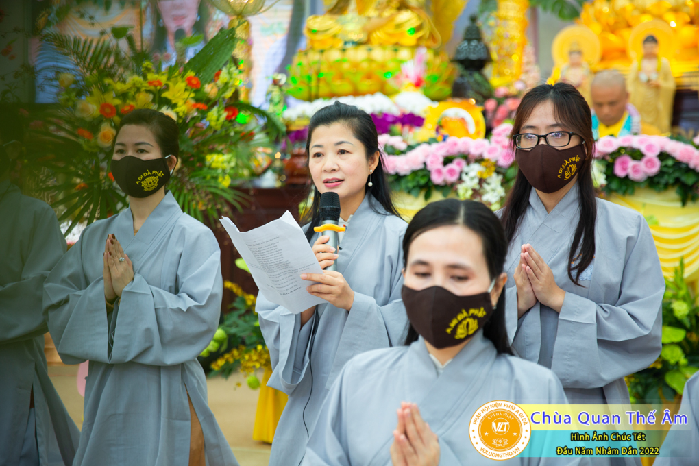 hinh-anh-chuc-tet-dau-nam-nham-dan-2022-chua-quan-the-am-duc-trong-lam-dong-62.jpg