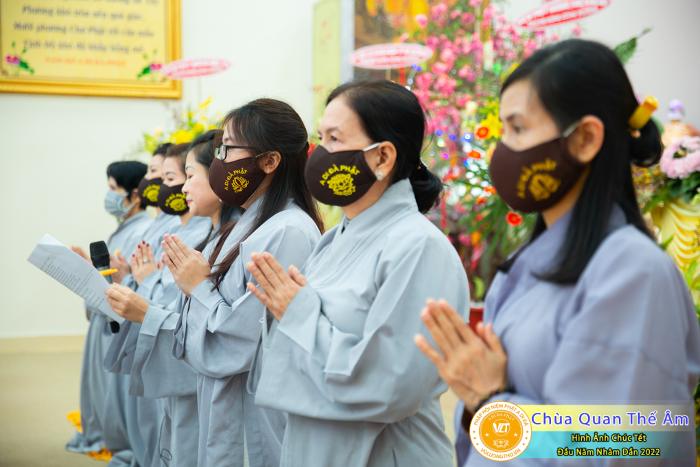 hinh-anh-chuc-tet-dau-nam-nham-dan-2022-chua-quan-the-am-duc-trong-lam-dong-63.jpg