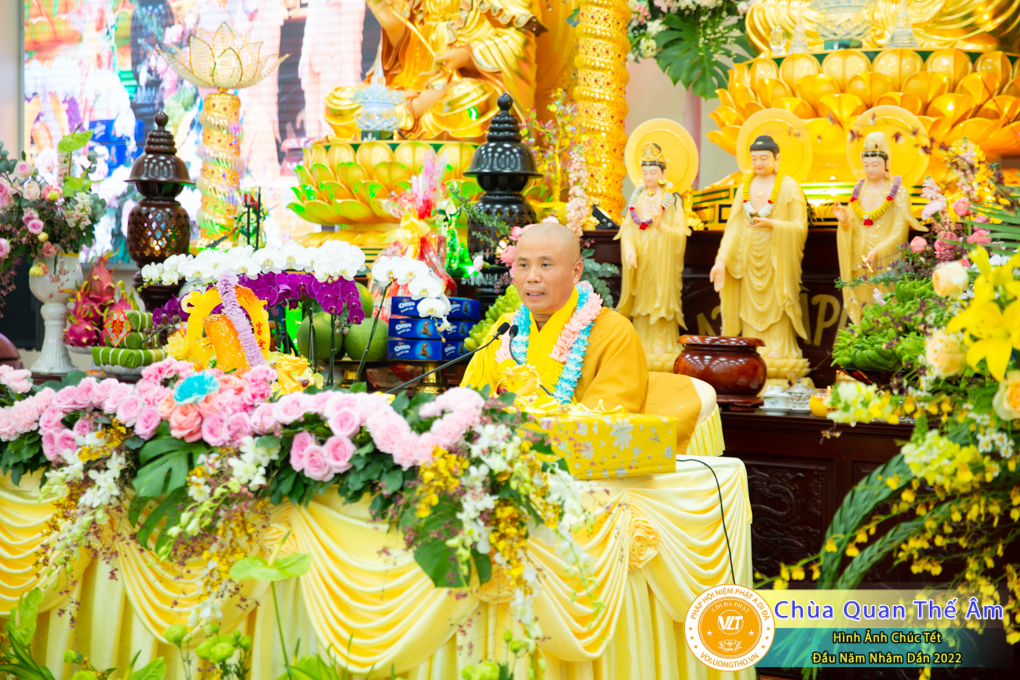 hinh-anh-chuc-tet-dau-nam-nham-dan-2022-chua-quan-the-am-duc-trong-lam-dong-68.jpg