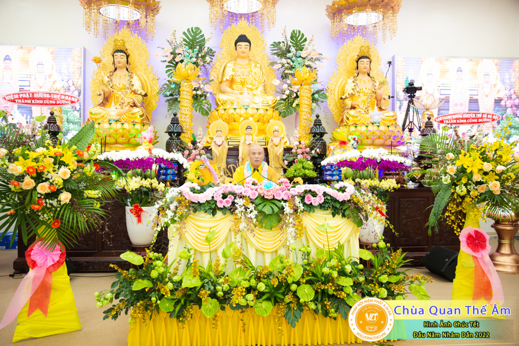 hinh-anh-chuc-tet-dau-nam-nham-dan-2022-chua-quan-the-am-duc-trong-lam-dong-69.jpg