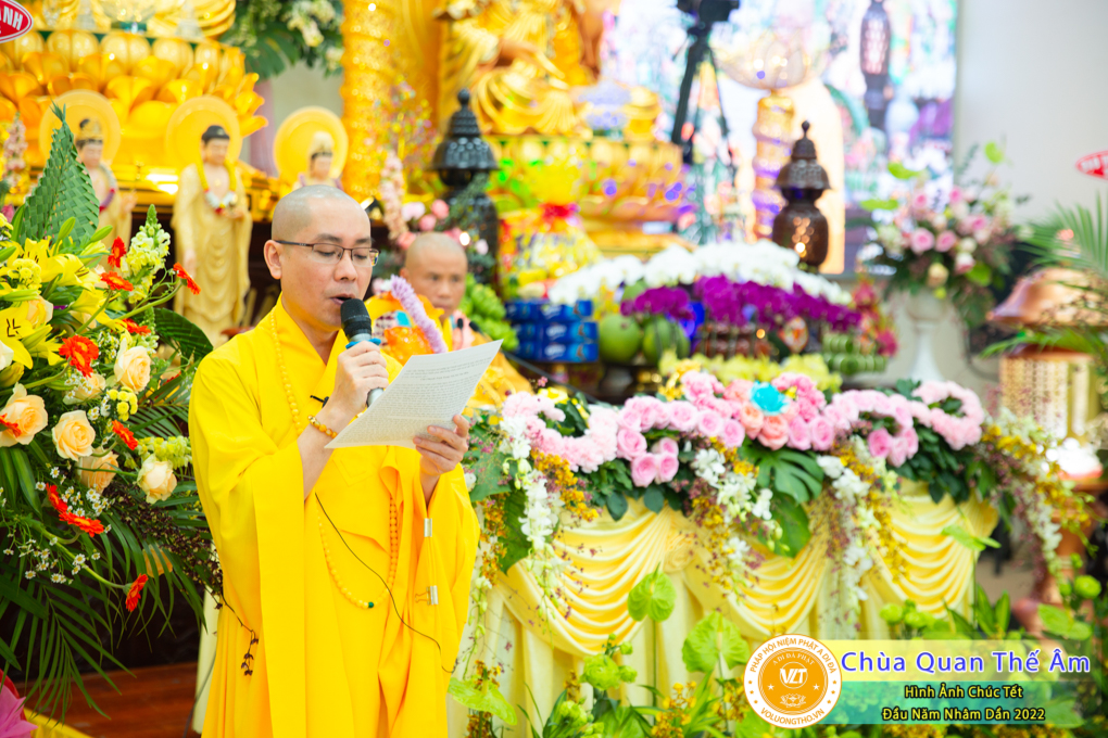 hinh-anh-chuc-tet-dau-nam-nham-dan-2022-chua-quan-the-am-duc-trong-lam-dong-75.jpg