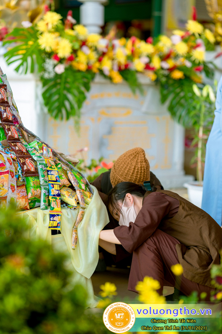 hinh-anh-chuong-trinh-tat-nien-chu-nhat-ngay-31-01-2021-chua-quan-the-am-duc-trong-lam-dong-11.jpg