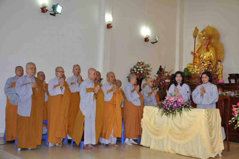 hinh-anh-cong-tu-29-8-nham-thin-chua-quan-the-am-duc-trong-lam-dong-8.jpg