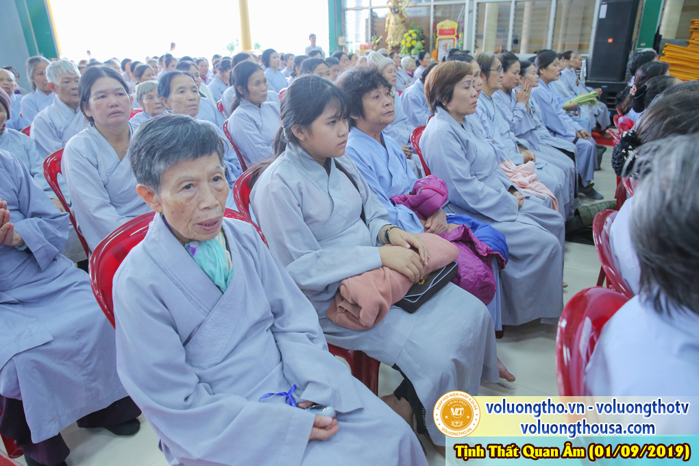 hinh-anh-cong-tu-chu-nhat-ngay-01-09-2019-chua-quan-the-am-duc-trong-lam-dong-14.jpg