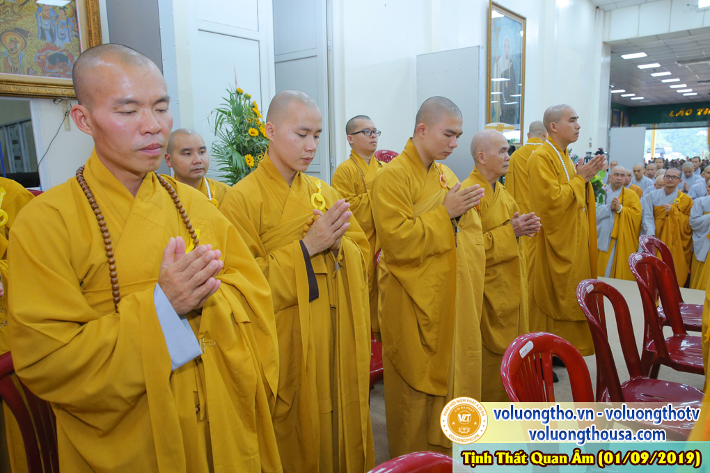 hinh-anh-cong-tu-chu-nhat-ngay-01-09-2019-chua-quan-the-am-duc-trong-lam-dong-2.jpg