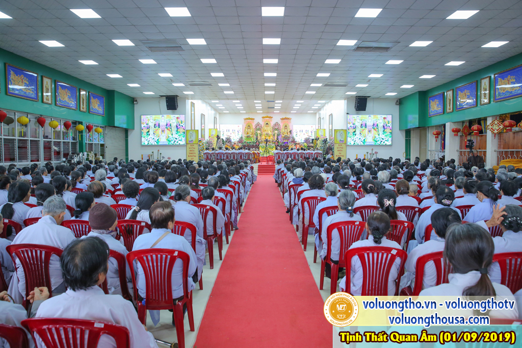 hinh-anh-cong-tu-chu-nhat-ngay-01-09-2019-chua-quan-the-am-duc-trong-lam-dong-27.jpg