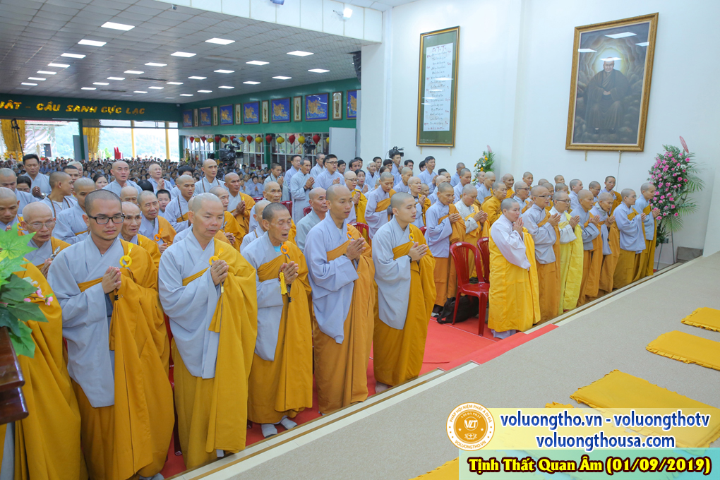 hinh-anh-cong-tu-chu-nhat-ngay-01-09-2019-chua-quan-the-am-duc-trong-lam-dong-3.jpg