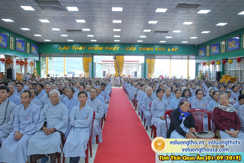 hinh-anh-cong-tu-chu-nhat-ngay-01-09-2019-chua-quan-the-am-duc-trong-lam-dong-7.jpg