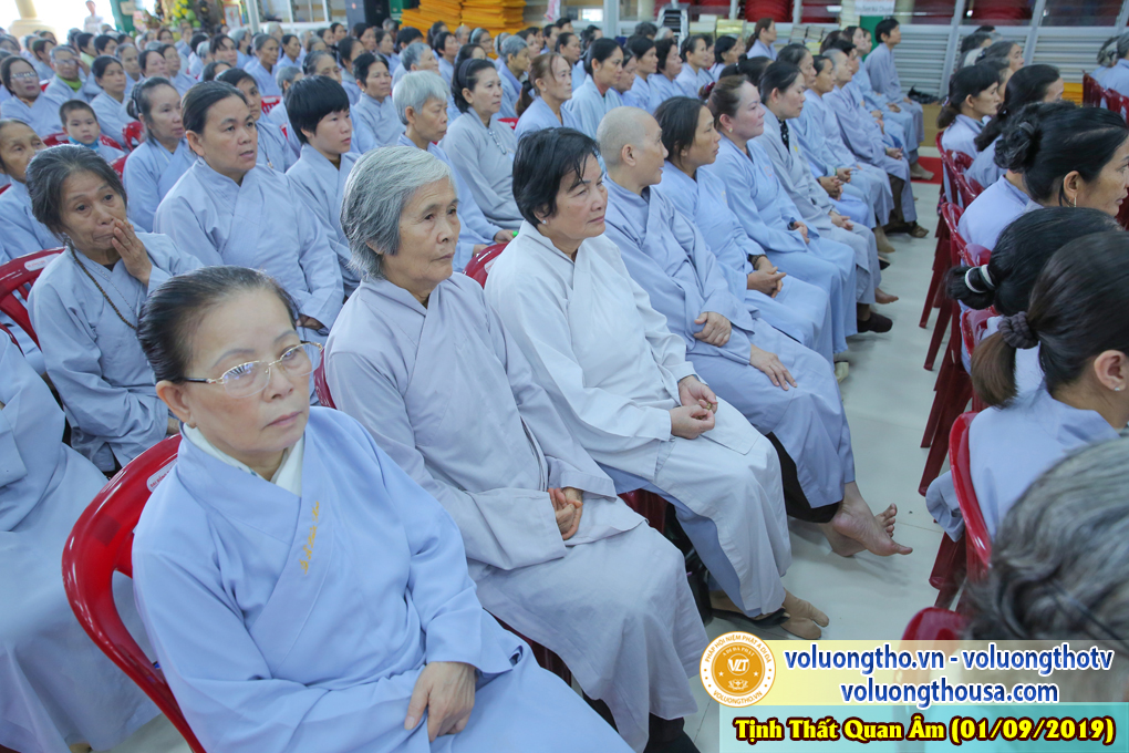 hinh-anh-cong-tu-chu-nhat-ngay-01-09-2019-chua-quan-the-am-duc-trong-lam-dong-9.jpg