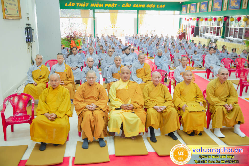 hinh-anh-cong-tu-chu-nhat-ngay-03-01-2021-chua-quan-the-am-duc-trong-lam-dong-40.jpg