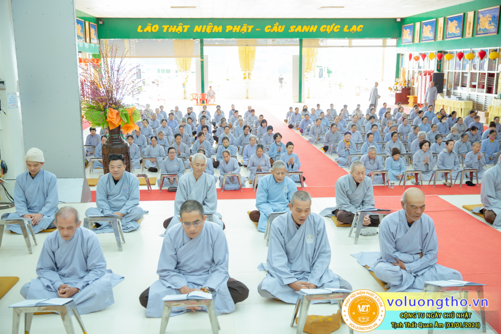 hinh-anh-cong-tu-chu-nhat-ngay-03-01-2021-chua-quan-the-am-duc-trong-lam-dong-7.jpg
