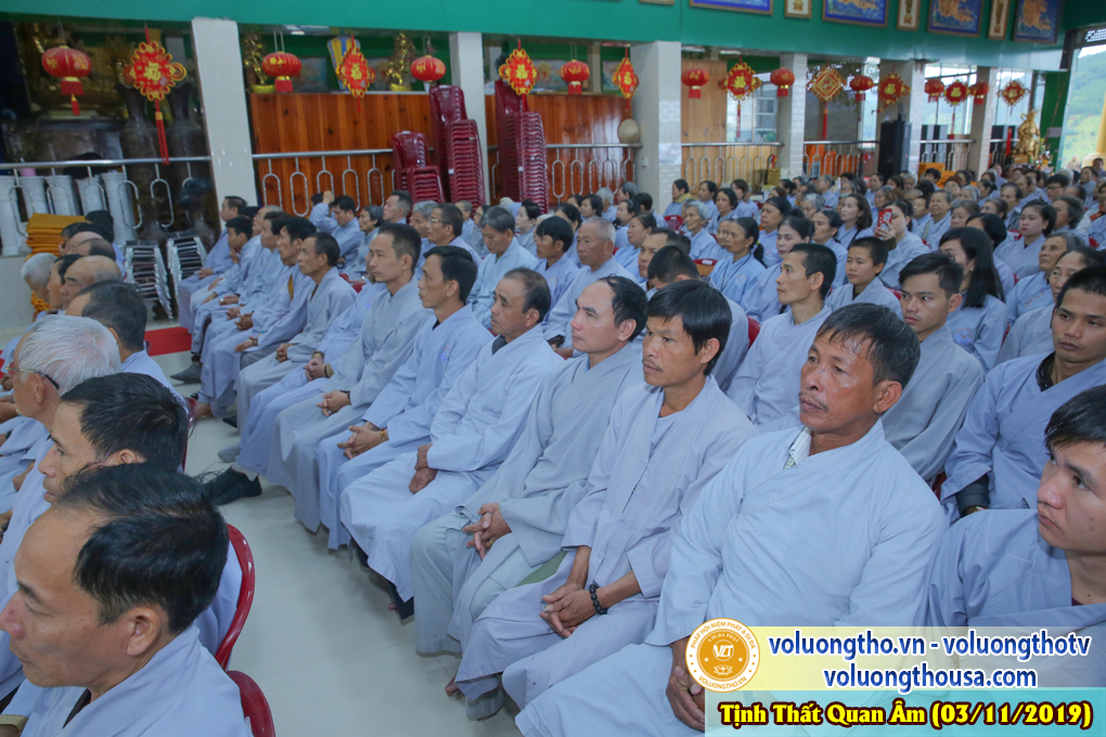 hinh-anh-cong-tu-chu-nhat-ngay-03-11-2019-chua-quan-the-am-duc-trong-lam-dong-16.jpg