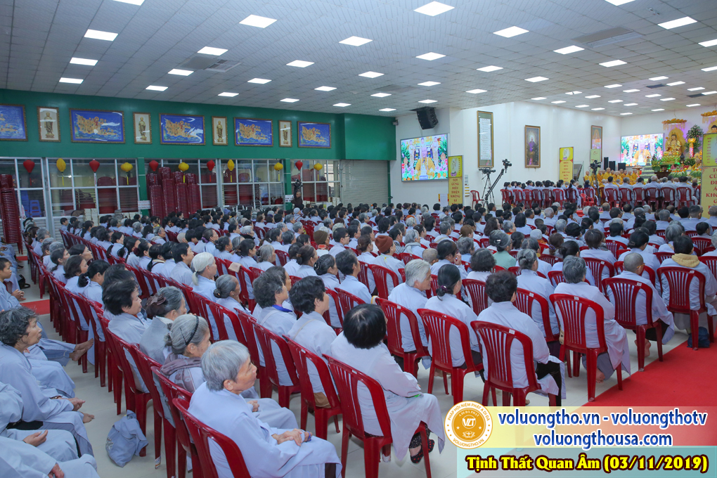 hinh-anh-cong-tu-chu-nhat-ngay-03-11-2019-chua-quan-the-am-duc-trong-lam-dong-21.jpg
