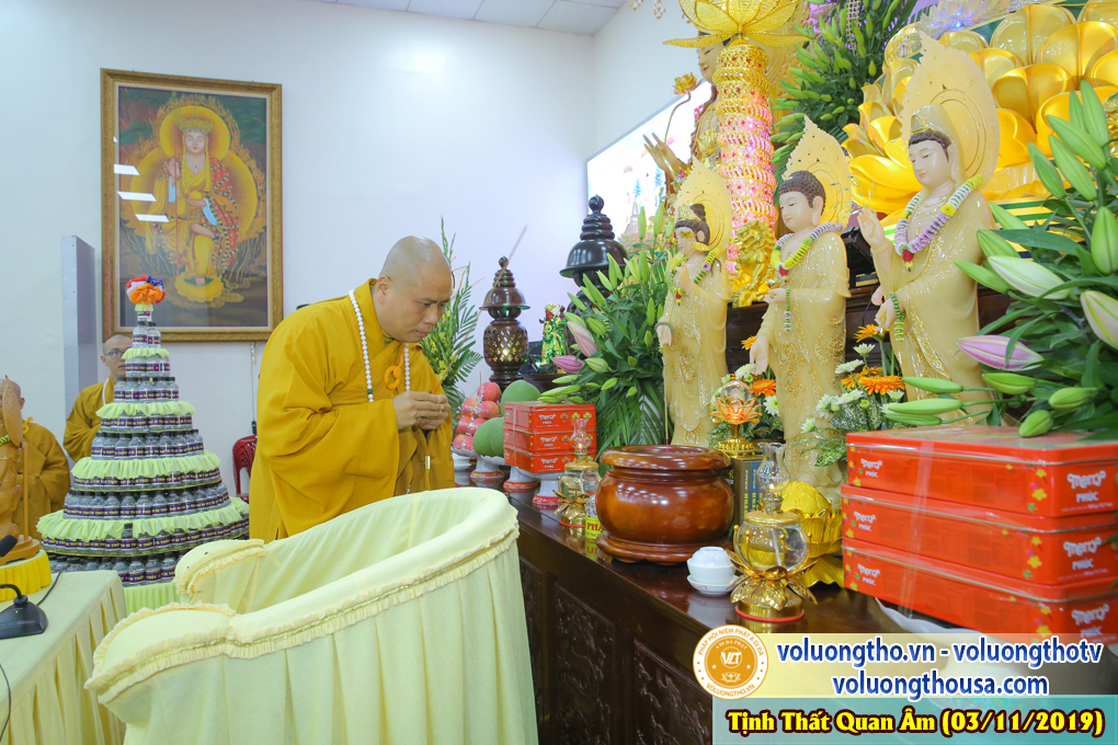 hinh-anh-cong-tu-chu-nhat-ngay-03-11-2019-chua-quan-the-am-duc-trong-lam-dong-5.jpg