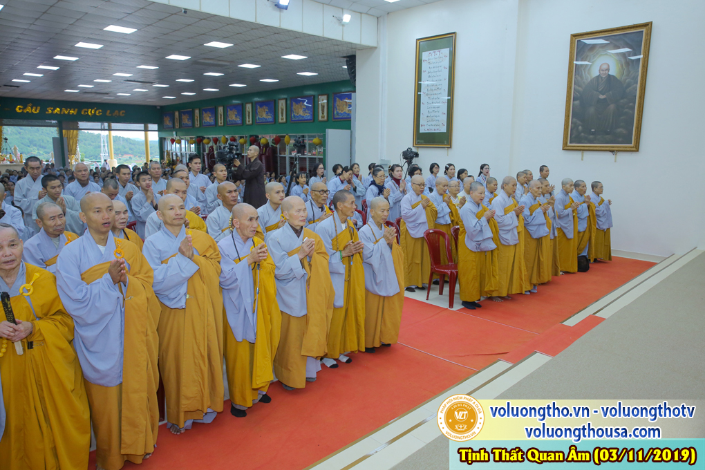 hinh-anh-cong-tu-chu-nhat-ngay-03-11-2019-chua-quan-the-am-duc-trong-lam-dong-8.jpg