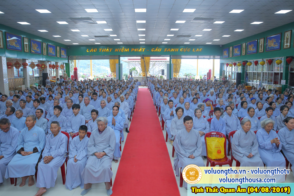hinh-anh-cong-tu-chu-nhat-ngay-04-08-2019-chua-quan-the-am-duc-trong-lam-dong-10.jpg