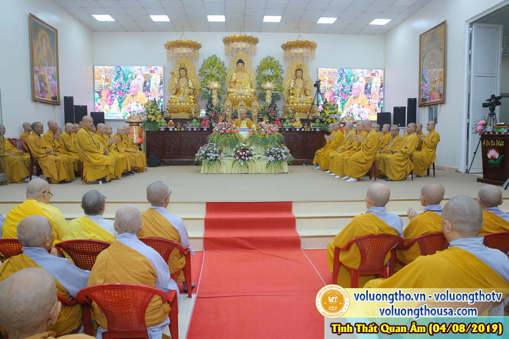 hinh-anh-cong-tu-chu-nhat-ngay-04-08-2019-chua-quan-the-am-duc-trong-lam-dong-9.jpg