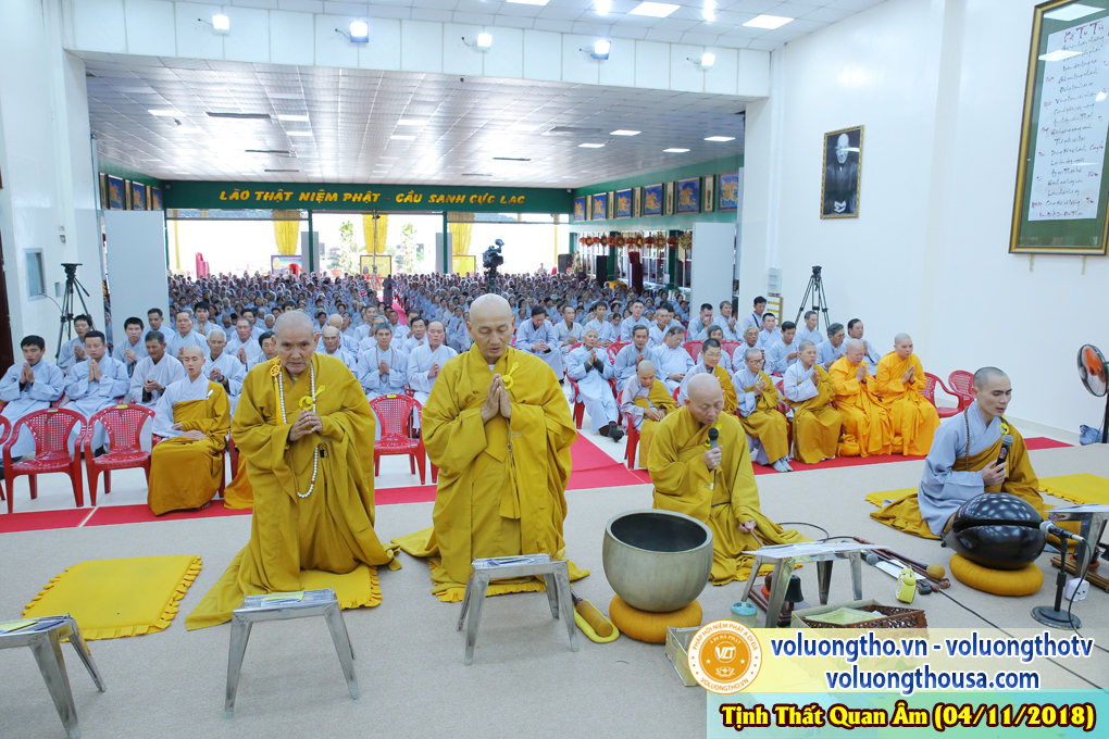 hinh-anh-cong-tu-chu-nhat-ngay-04-11-2018-chua-quan-the-am-duc-trong-lam-dong-1.jpg