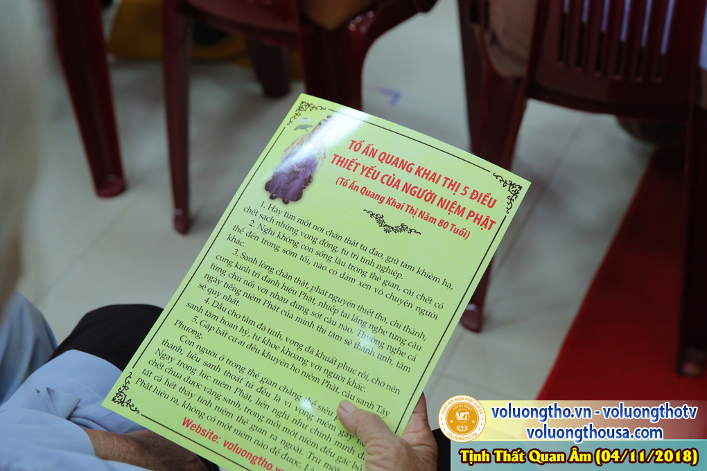 hinh-anh-cong-tu-chu-nhat-ngay-04-11-2018-chua-quan-the-am-duc-trong-lam-dong-15.jpg
