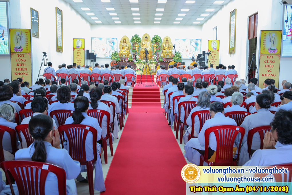 hinh-anh-cong-tu-chu-nhat-ngay-04-11-2018-chua-quan-the-am-duc-trong-lam-dong-28.jpg