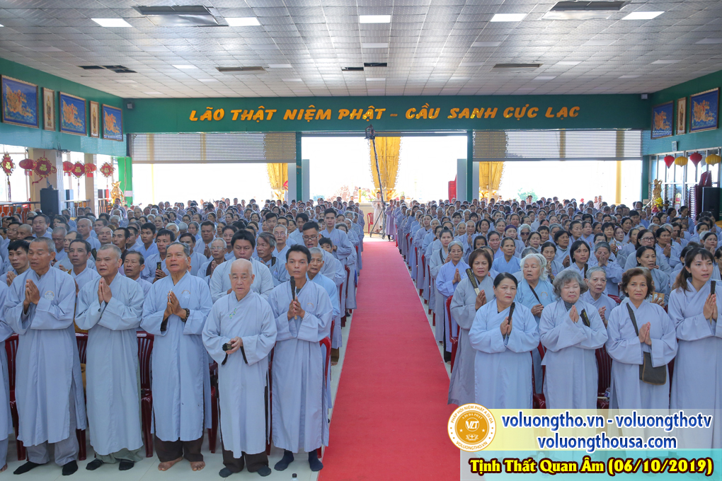 hinh-anh-cong-tu-chu-nhat-ngay-06-10-2019-chua-quan-the-am-duc-trong-lam-dong-13.jpg