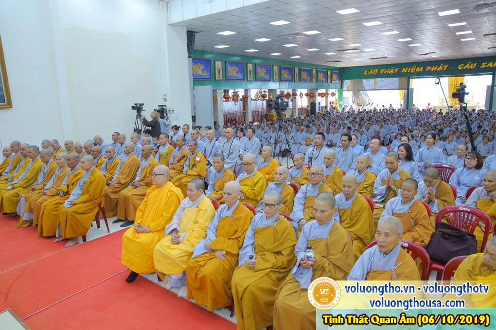 hinh-anh-cong-tu-chu-nhat-ngay-06-10-2019-chua-quan-the-am-duc-trong-lam-dong-16.jpg