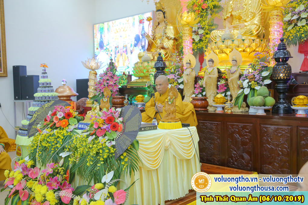 hinh-anh-cong-tu-chu-nhat-ngay-06-10-2019-chua-quan-the-am-duc-trong-lam-dong-21.jpg