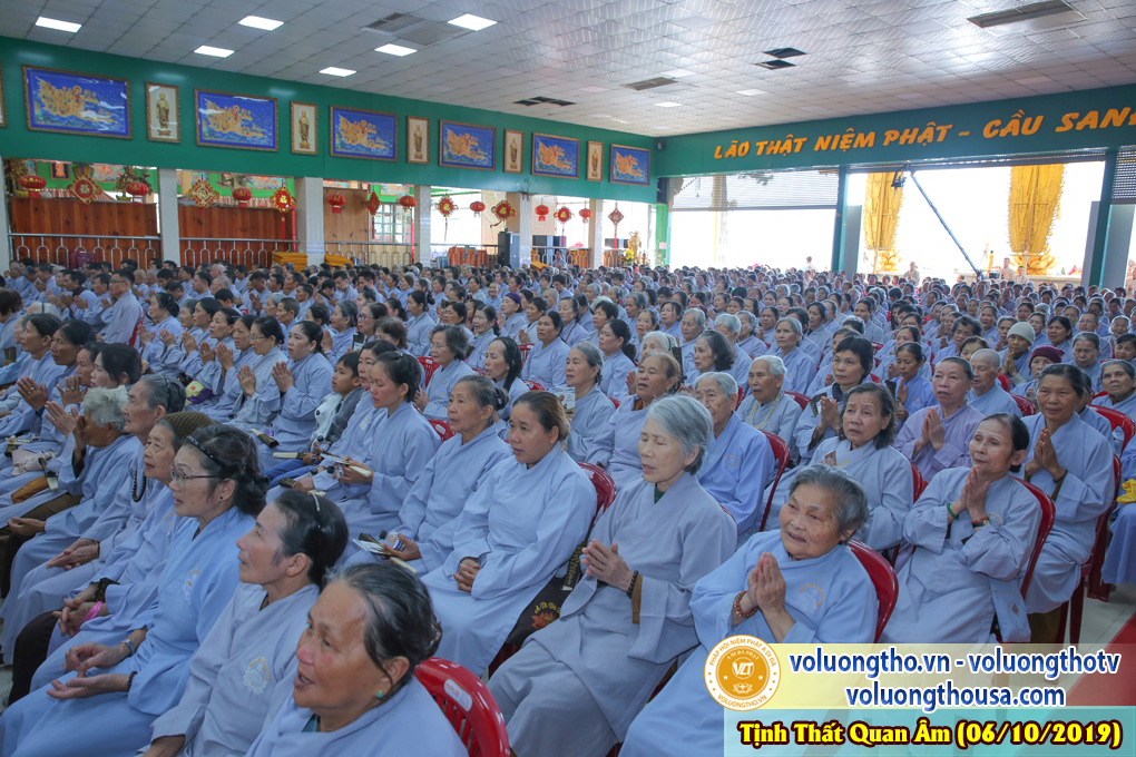 hinh-anh-cong-tu-chu-nhat-ngay-06-10-2019-chua-quan-the-am-duc-trong-lam-dong-27.jpg