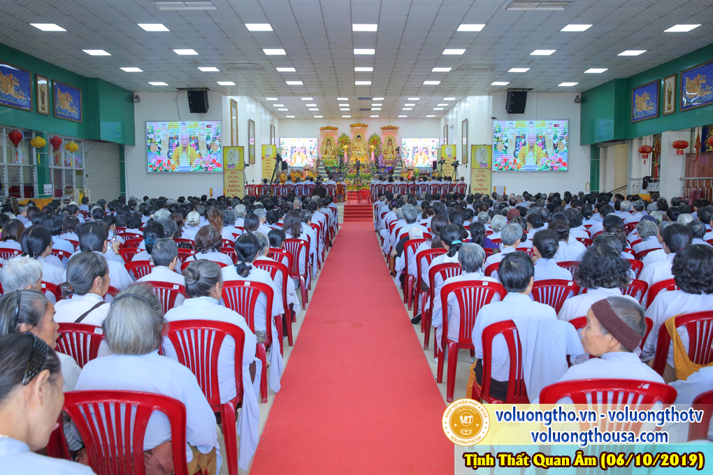 hinh-anh-cong-tu-chu-nhat-ngay-06-10-2019-chua-quan-the-am-duc-trong-lam-dong-33.jpg