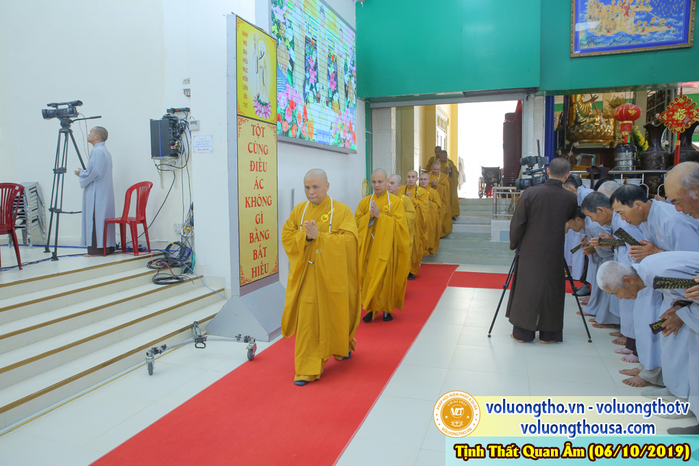 hinh-anh-cong-tu-chu-nhat-ngay-06-10-2019-chua-quan-the-am-duc-trong-lam-dong-34.jpg