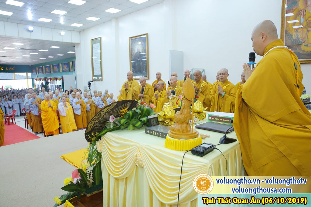 hinh-anh-cong-tu-chu-nhat-ngay-06-10-2019-chua-quan-the-am-duc-trong-lam-dong-4.jpg