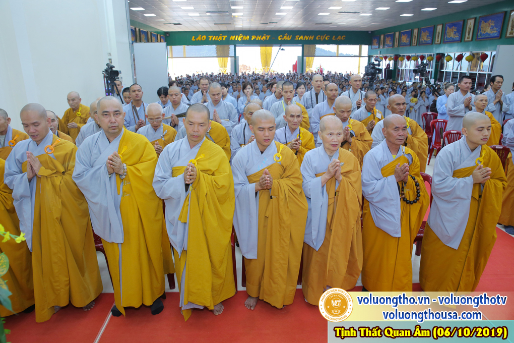 hinh-anh-cong-tu-chu-nhat-ngay-06-10-2019-chua-quan-the-am-duc-trong-lam-dong-7.jpg