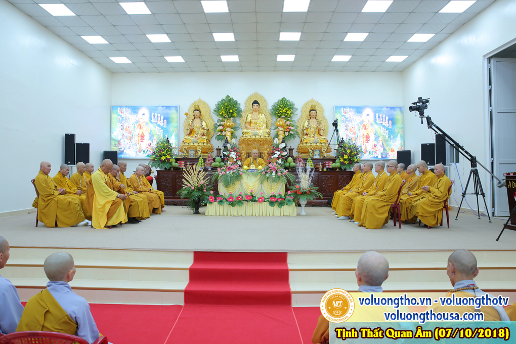 hinh-anh-cong-tu-chu-nhat-ngay-07-10-2018-chua-quan-the-am-duc-trong-lam-dong-11.jpg
