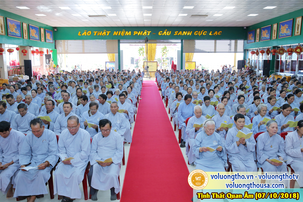 hinh-anh-cong-tu-chu-nhat-ngay-07-10-2018-chua-quan-the-am-duc-trong-lam-dong-23.jpg