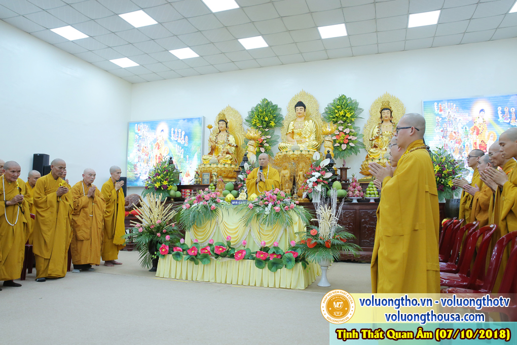 hinh-anh-cong-tu-chu-nhat-ngay-07-10-2018-chua-quan-the-am-duc-trong-lam-dong-5.jpg