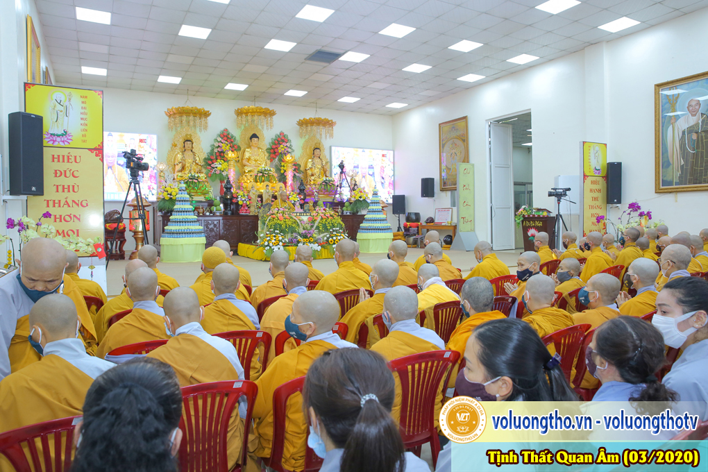 hinh-anh-cong-tu-chu-nhat-ngay-08-03-2020-chua-quan-the-am-duc-trong-lam-dong-11.jpg