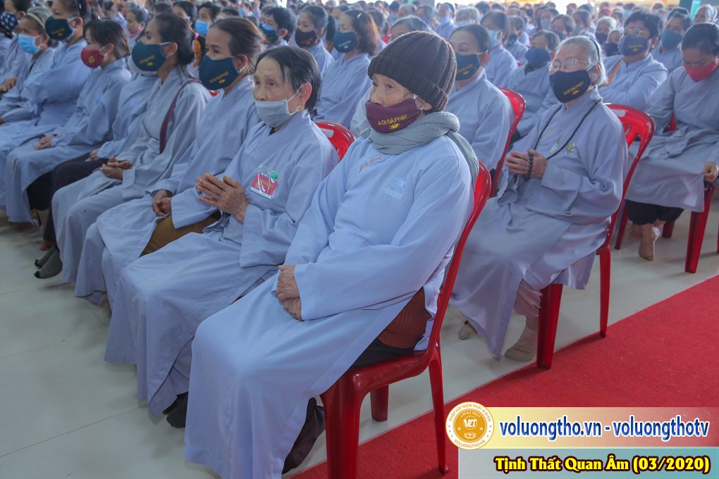 hinh-anh-cong-tu-chu-nhat-ngay-08-03-2020-chua-quan-the-am-duc-trong-lam-dong-15.jpg