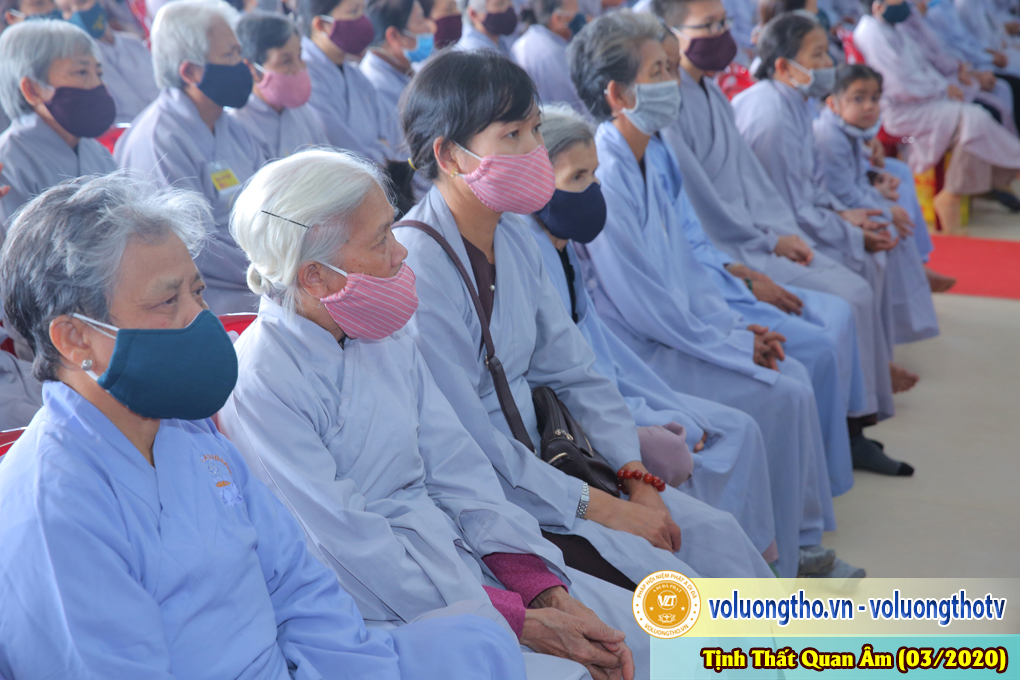 hinh-anh-cong-tu-chu-nhat-ngay-08-03-2020-chua-quan-the-am-duc-trong-lam-dong-19.jpg