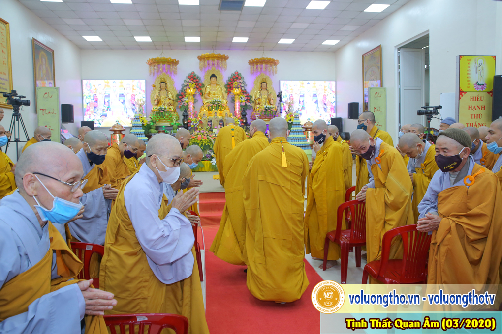 hinh-anh-cong-tu-chu-nhat-ngay-08-03-2020-chua-quan-the-am-duc-trong-lam-dong-2.jpg