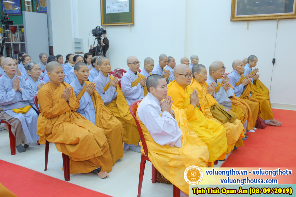 hinh-anh-cong-tu-chu-nhat-ngay-08-09-2019-chua-quan-the-am-duc-trong-lam-dong-11.jpg