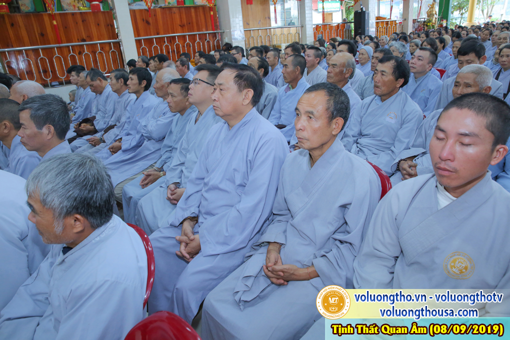 hinh-anh-cong-tu-chu-nhat-ngay-08-09-2019-chua-quan-the-am-duc-trong-lam-dong-16.jpg