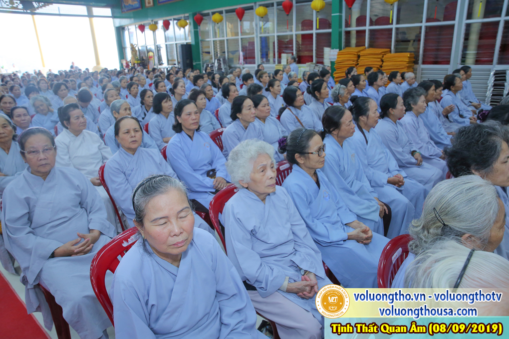 hinh-anh-cong-tu-chu-nhat-ngay-08-09-2019-chua-quan-the-am-duc-trong-lam-dong-17.jpg
