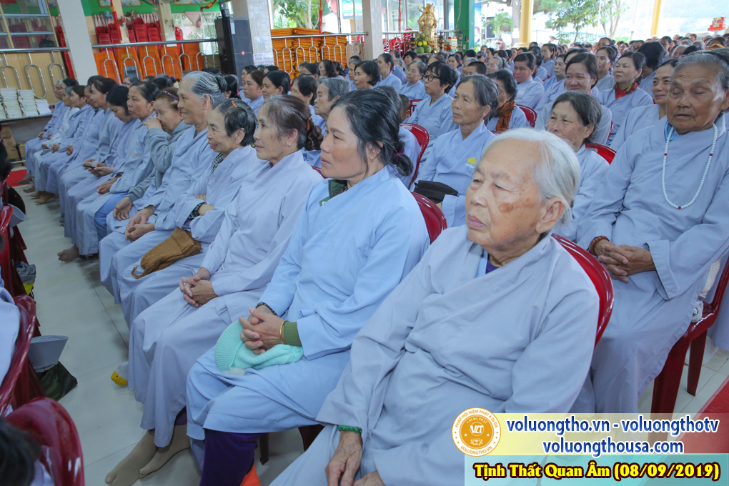 hinh-anh-cong-tu-chu-nhat-ngay-08-09-2019-chua-quan-the-am-duc-trong-lam-dong-19.jpg
